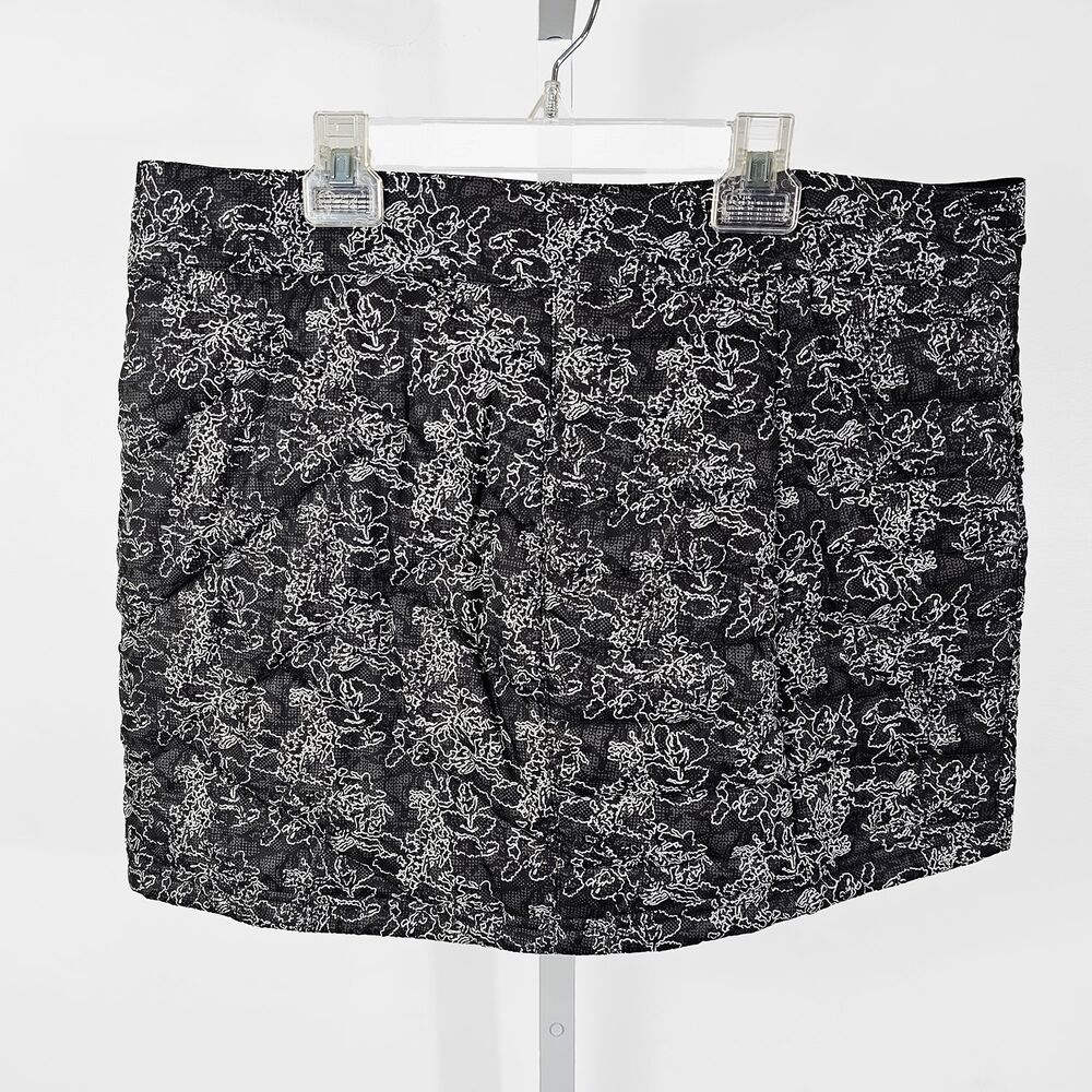 SmartWool Smartloft Large Corbet 120 Printed Black and White Print Zip Skirt